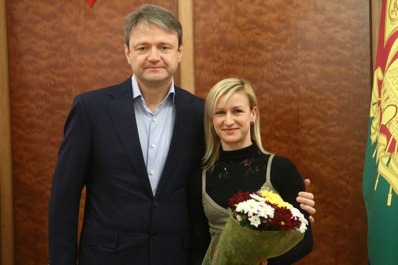 Александр Ткачев и двукратная олимпийская чемпионка Татьяна Волосожар.